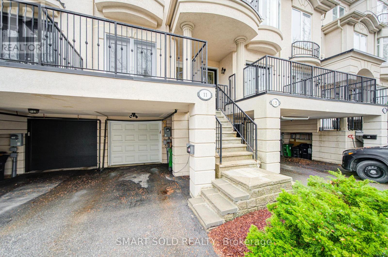 11 HUMPHREY GATE - 24