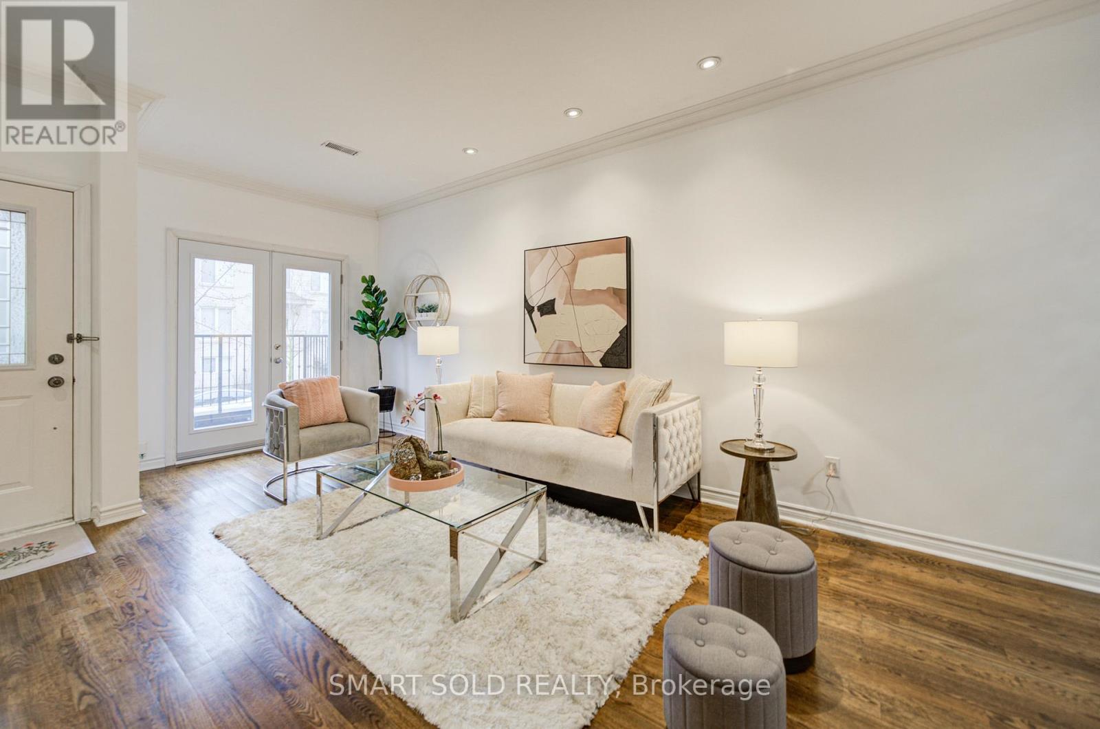11 HUMPHREY GATE - 3