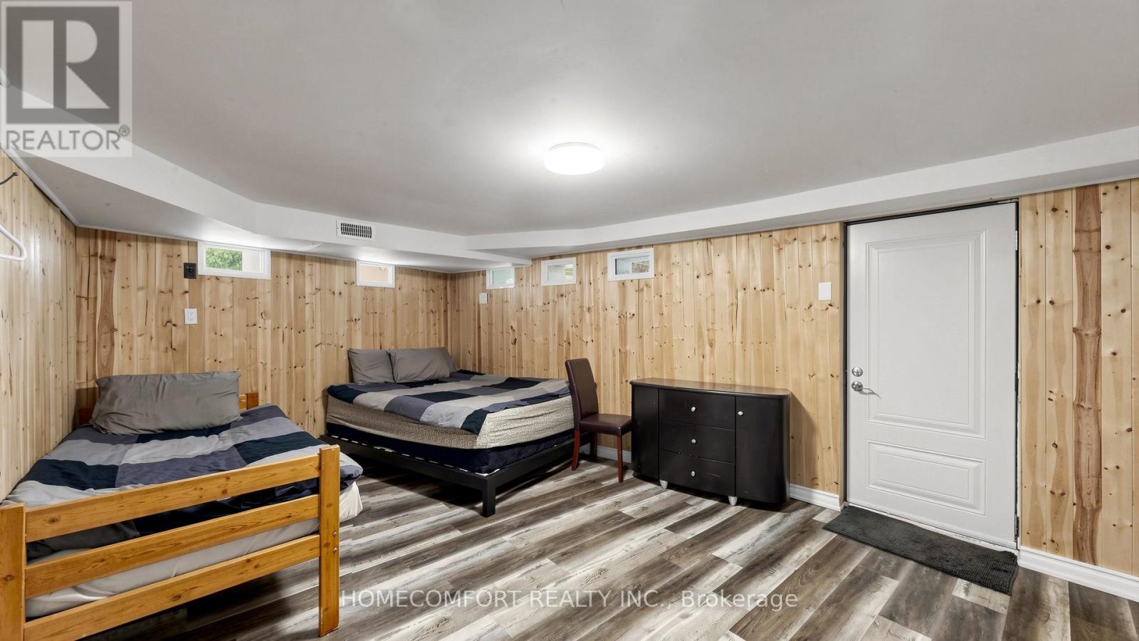 108 MORRIS LANE - 24