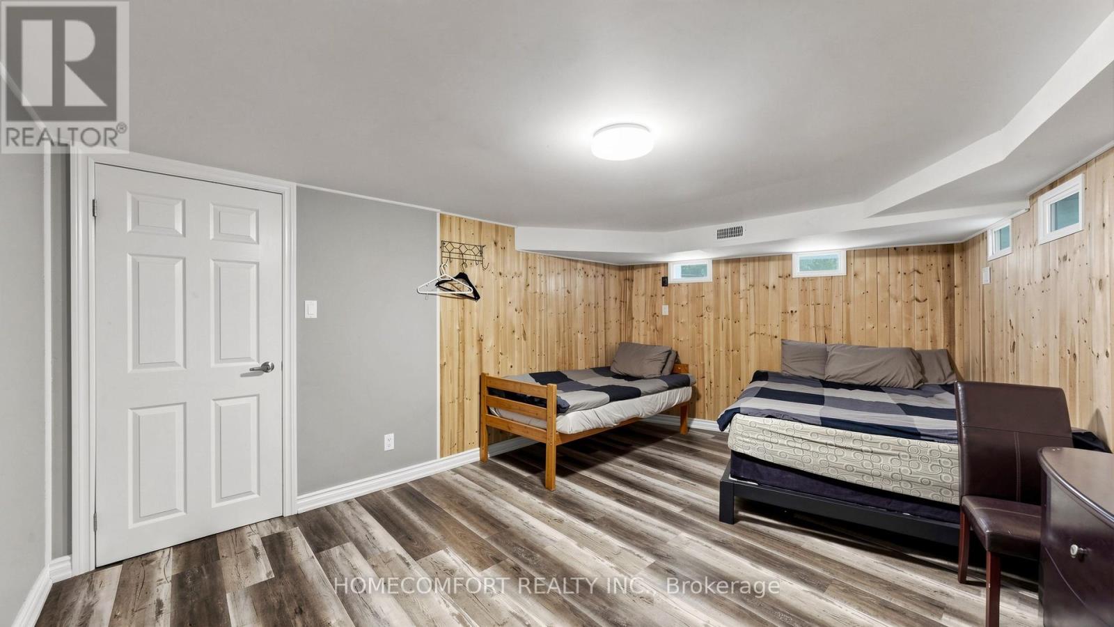 108 MORRIS LANE - 25