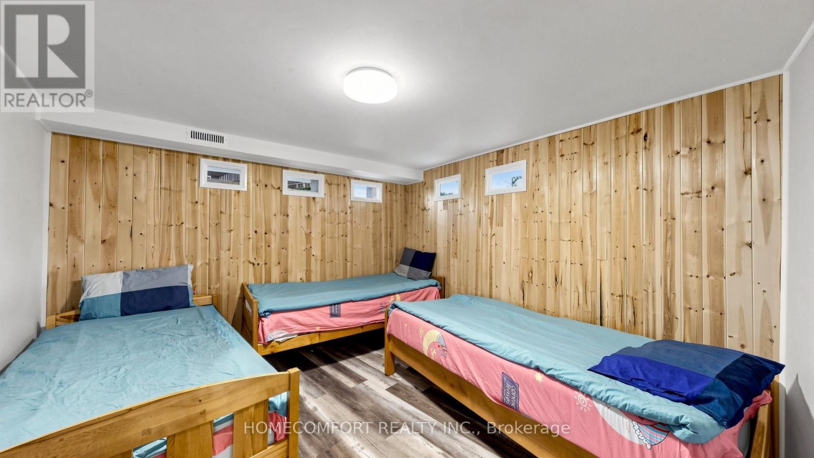 108 MORRIS LANE - 26