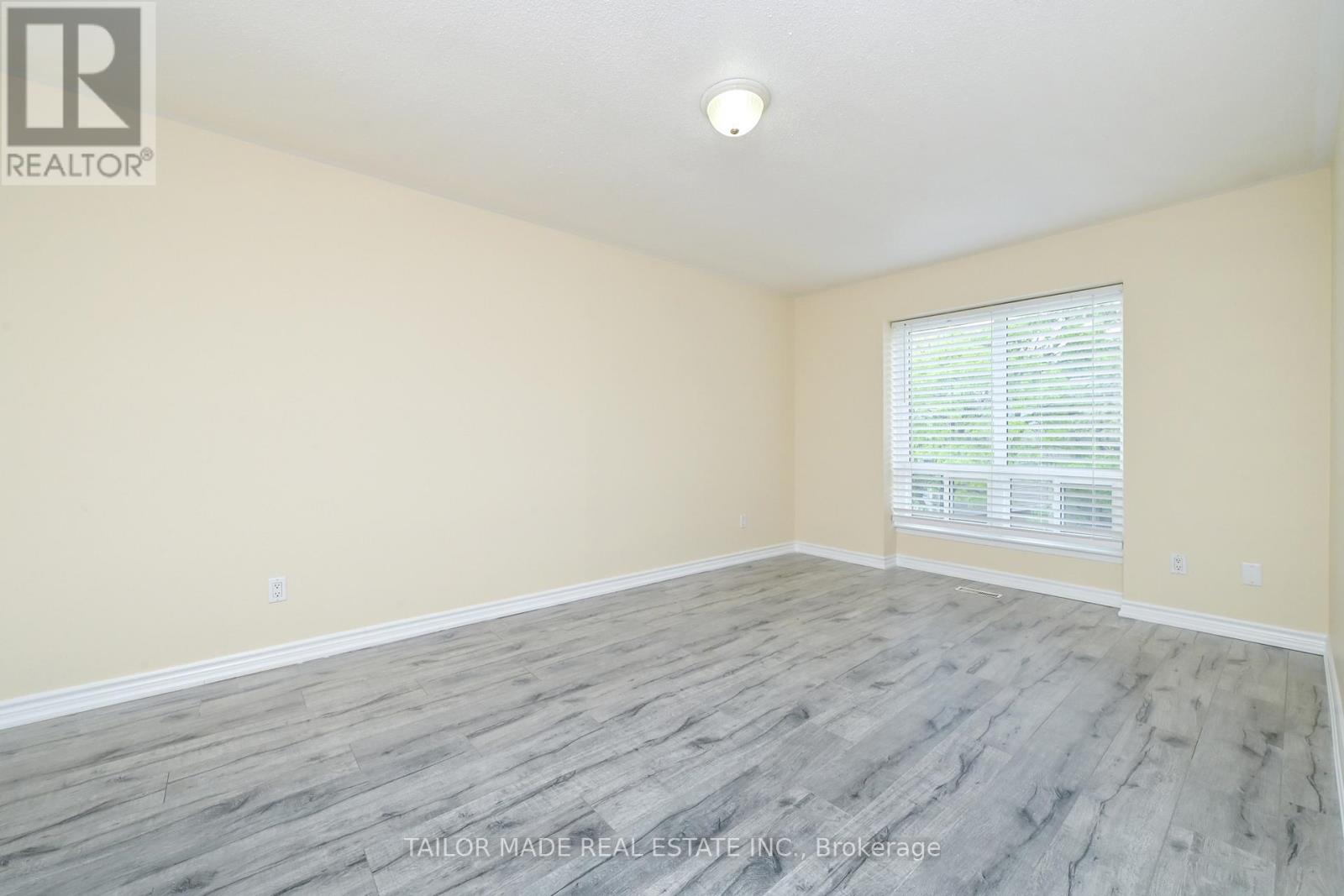 #79 79 GUILDFORD CRESCENT - 15