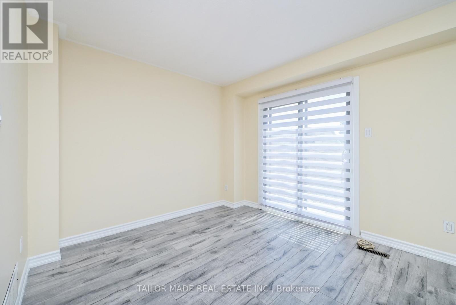 #79 79 GUILDFORD CRESCENT - 9