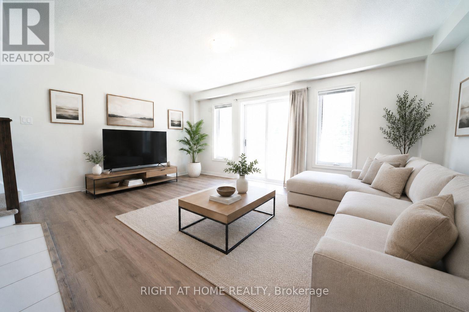 66 ARLINGTON CRESCENT - 9