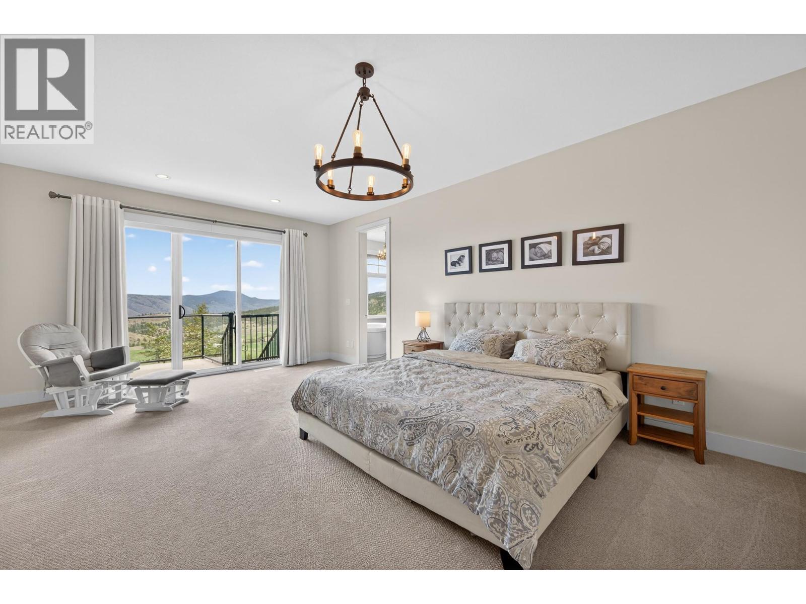2640 Telford Drive - 21