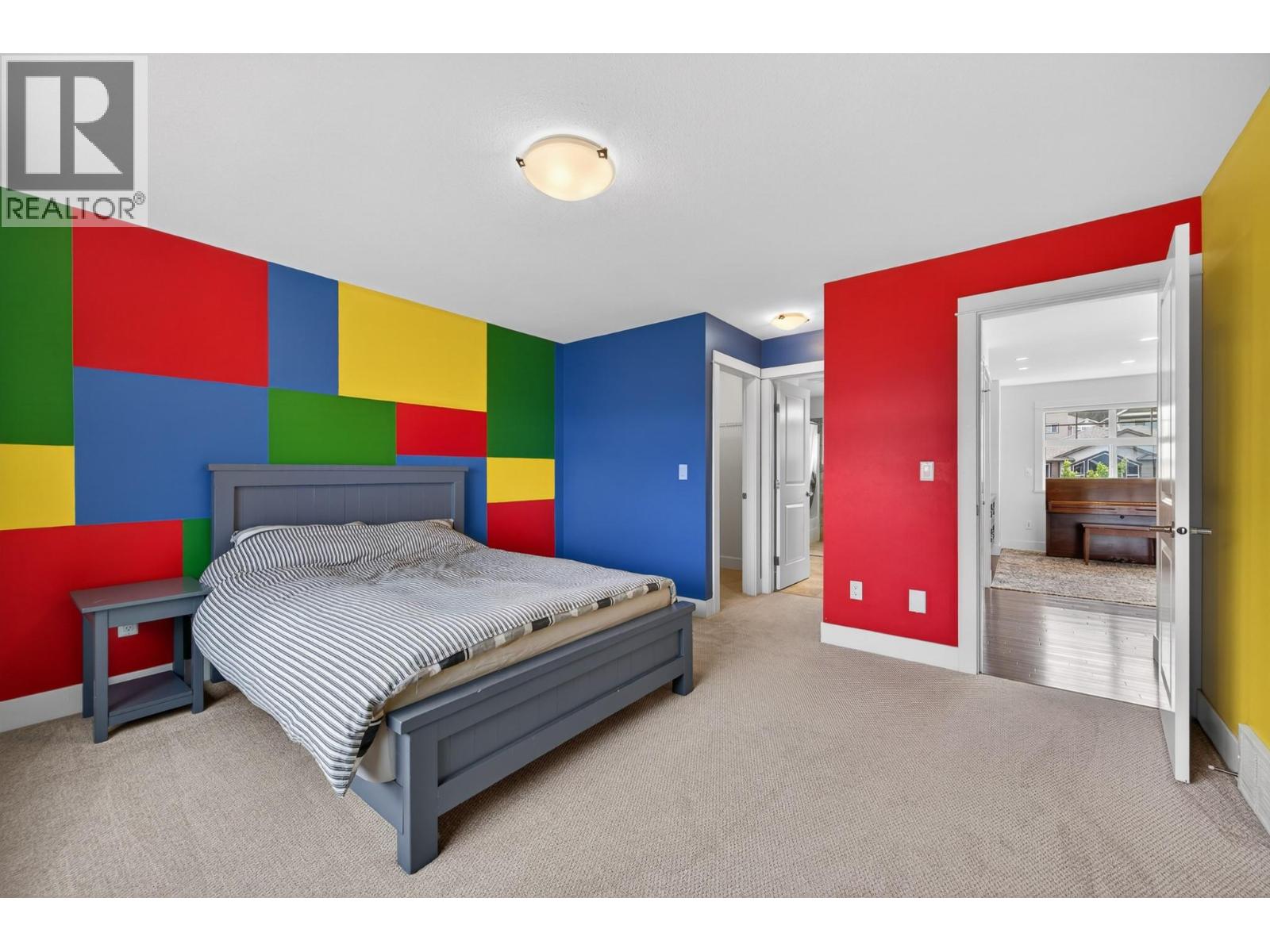 2640 Telford Drive - 34
