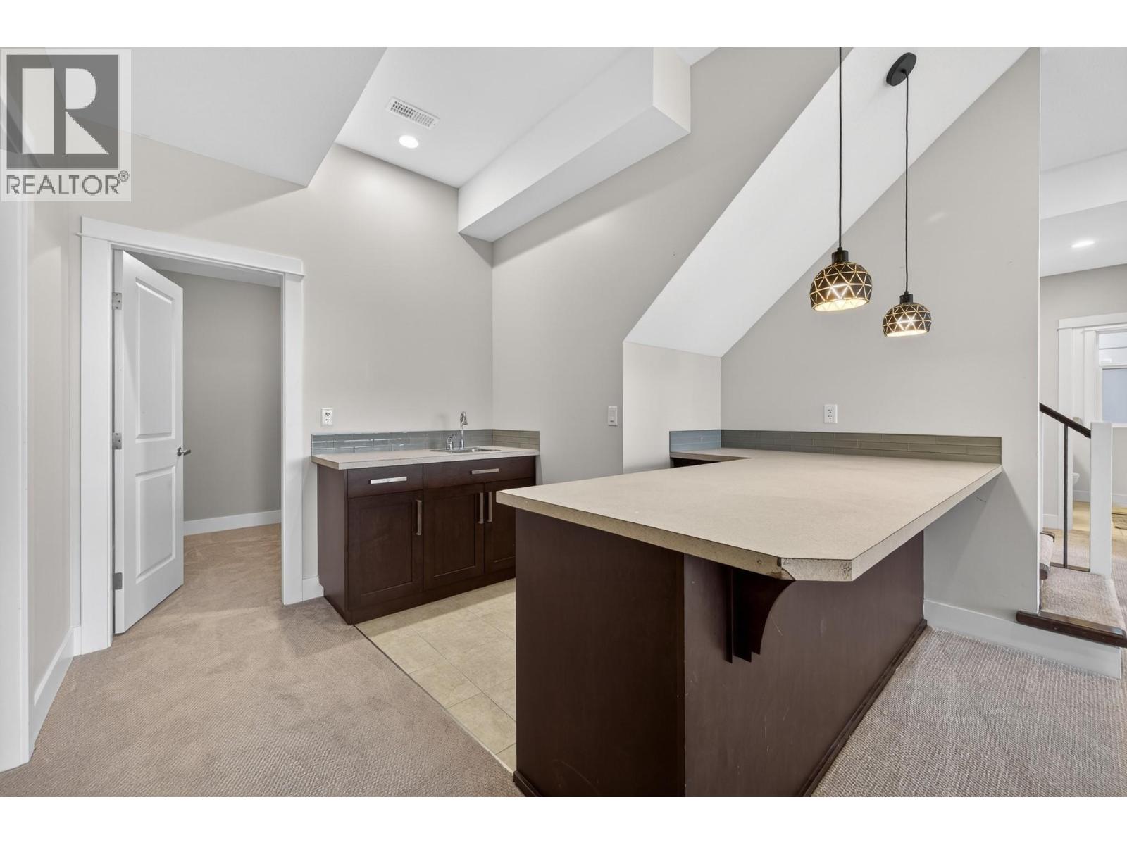 2640 Telford Drive - 42