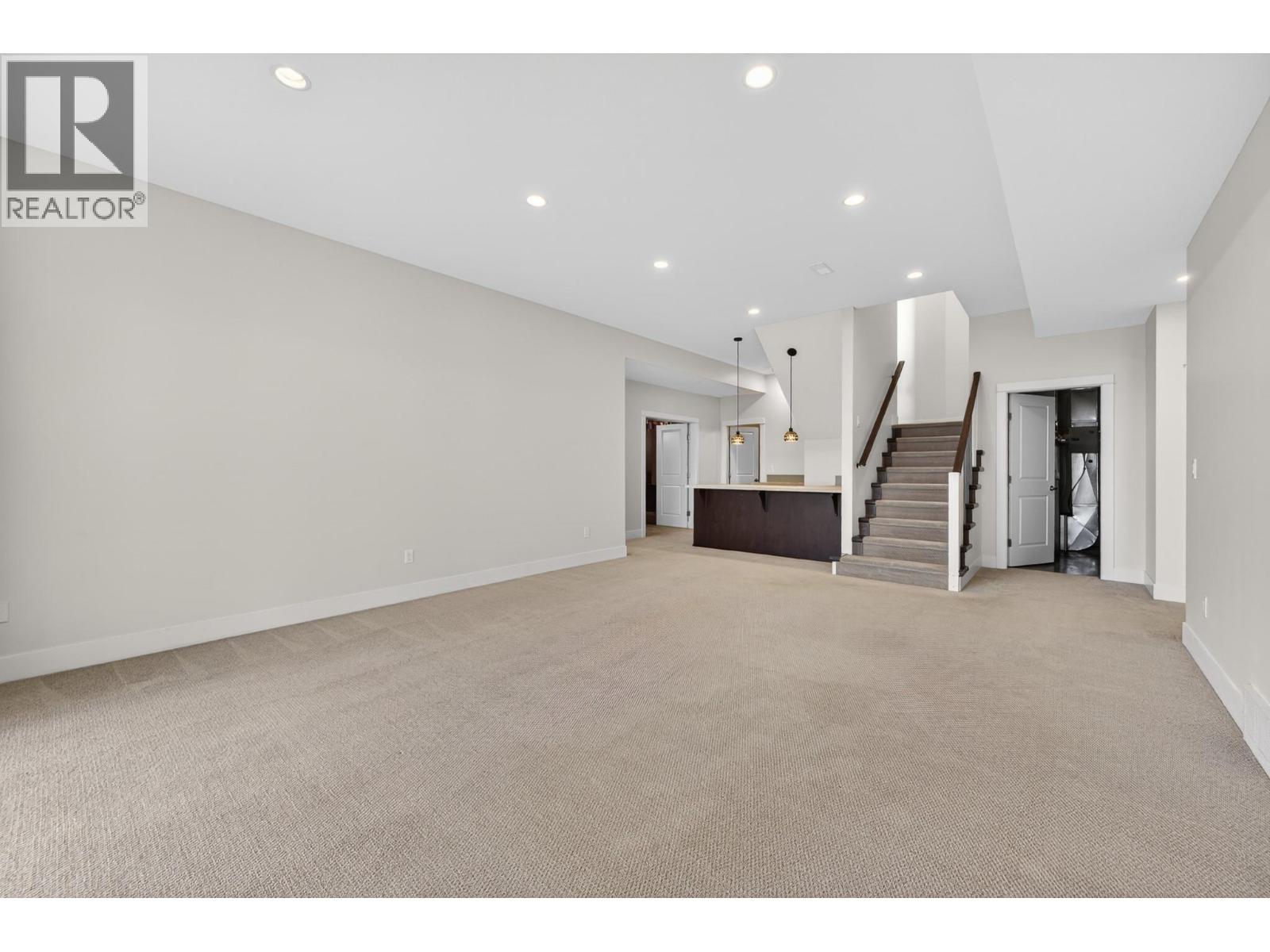 2640 Telford Drive - 41