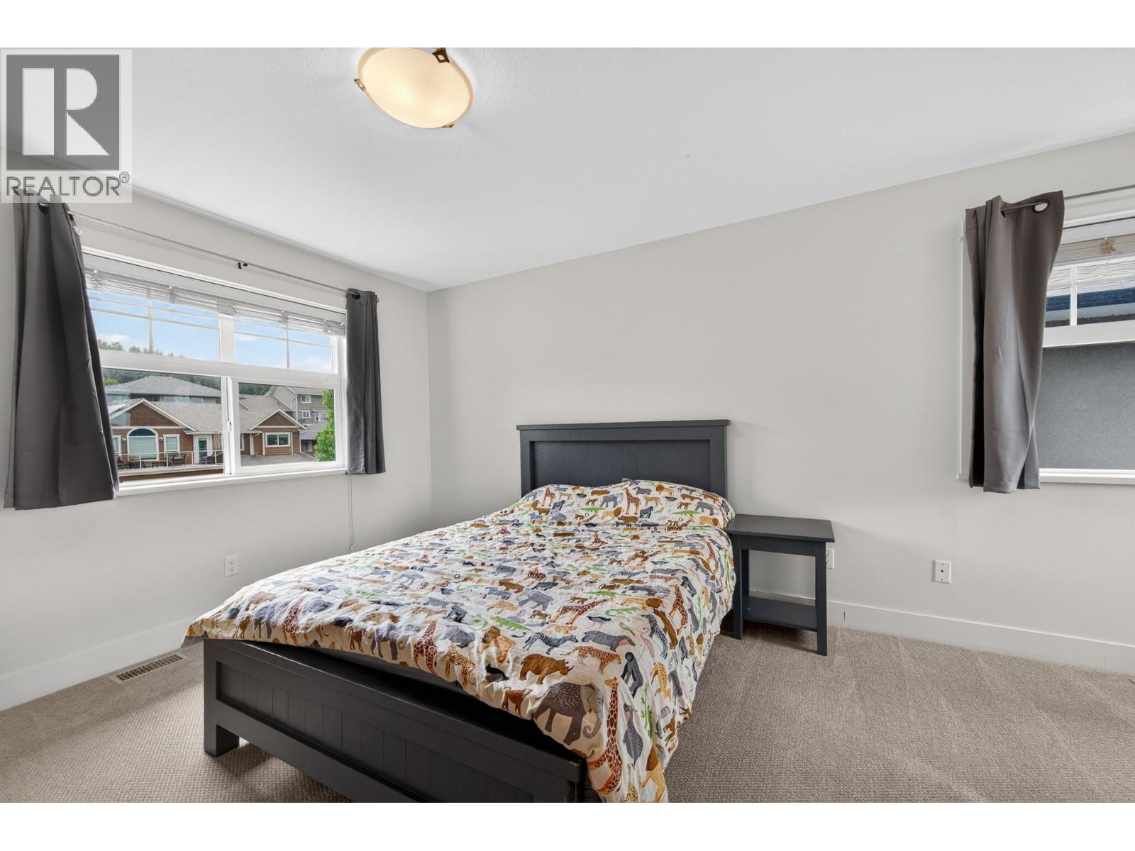 2640 Telford Drive - 38