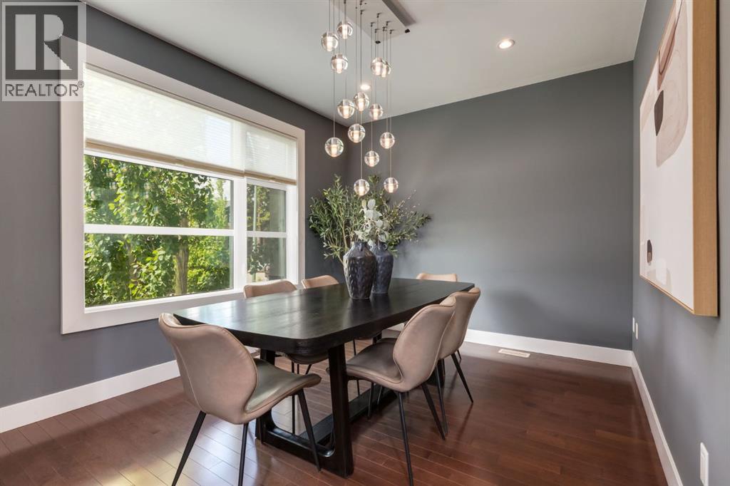 3924 18 Street SW - photo 3