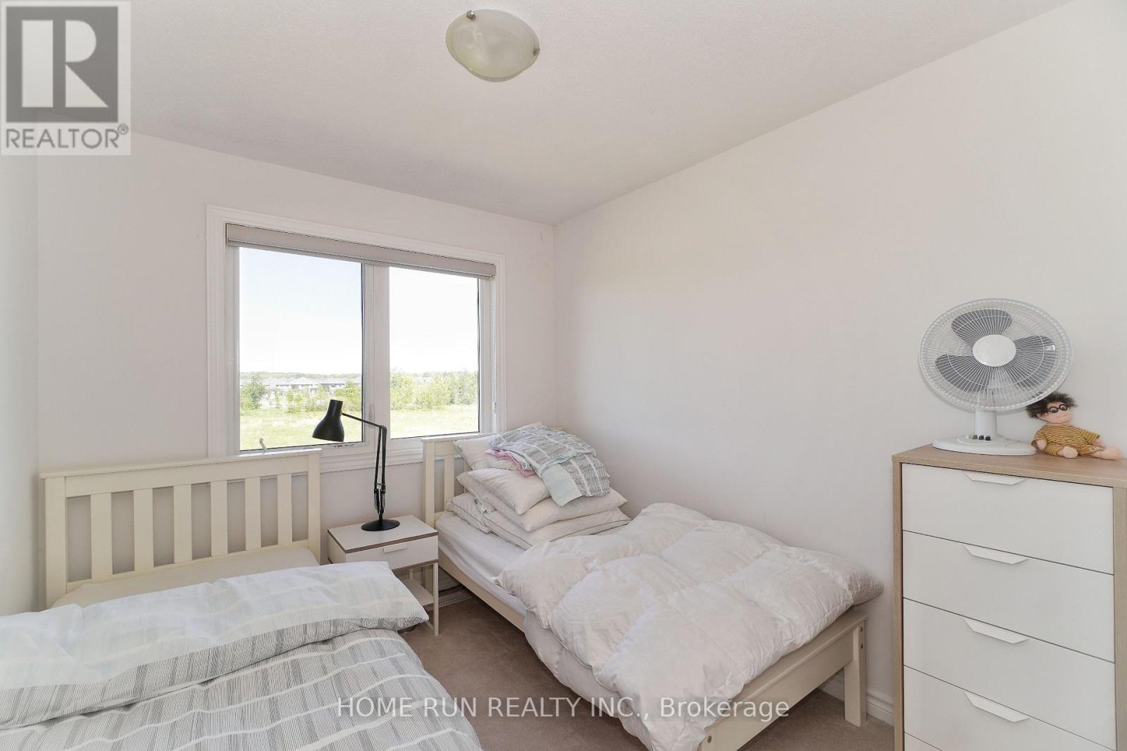 3 Bed, 3 Bath House for Rent in Ottawa – 64 BARN SWALLOW PRIVATE, Ottawa – MLS# X13429656 - Image 9