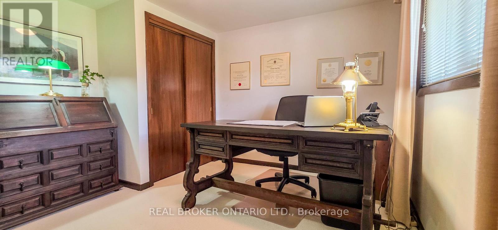 241 RIVERVIEW BOULEVARD - 25