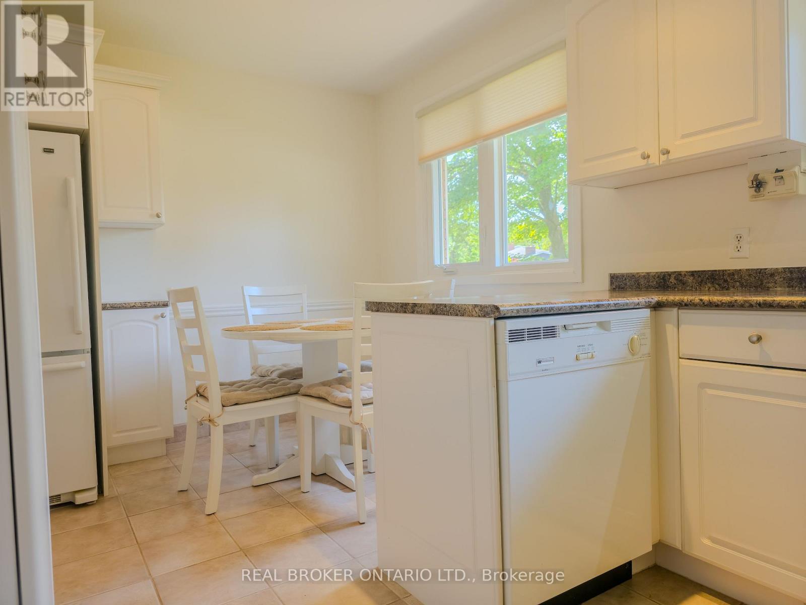 241 RIVERVIEW BOULEVARD - 9