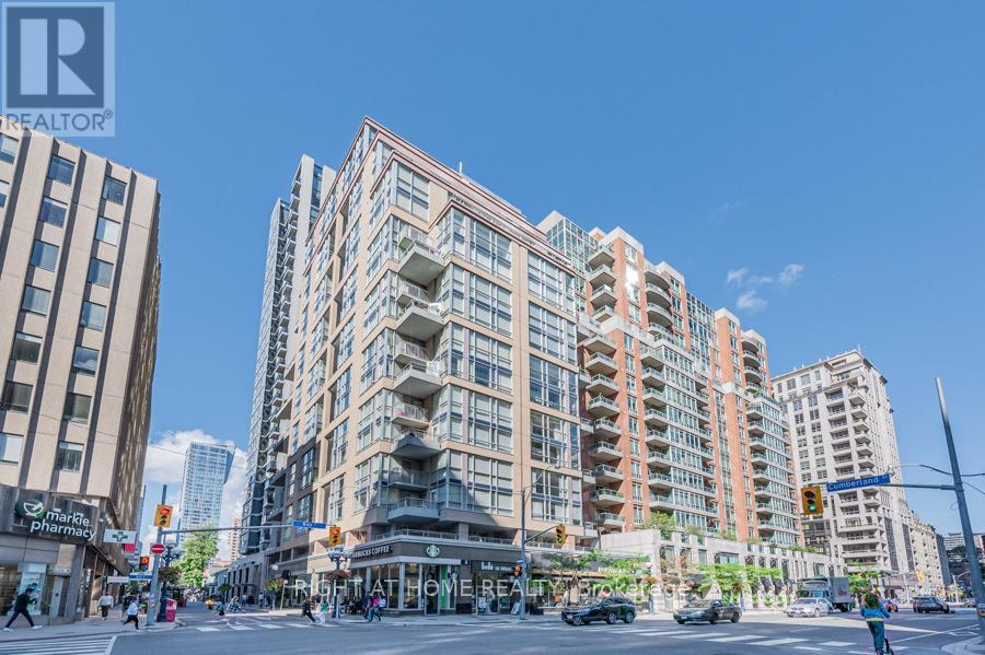 #1705 80 CUMBERLAND STREET - 1
