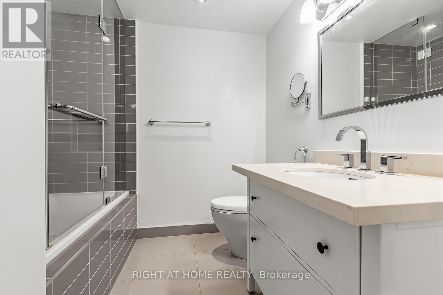 #1705 80 CUMBERLAND STREET - 25