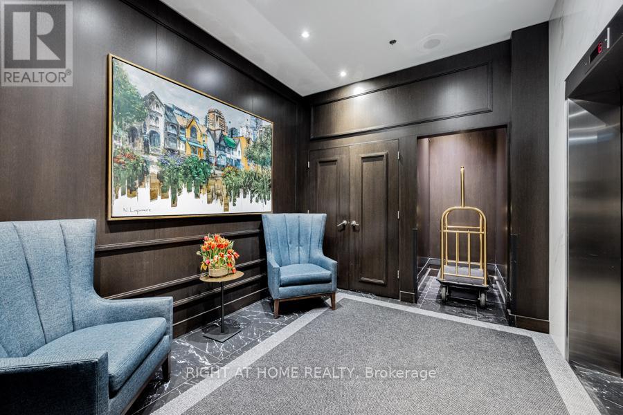 #1705 80 CUMBERLAND STREET - 34