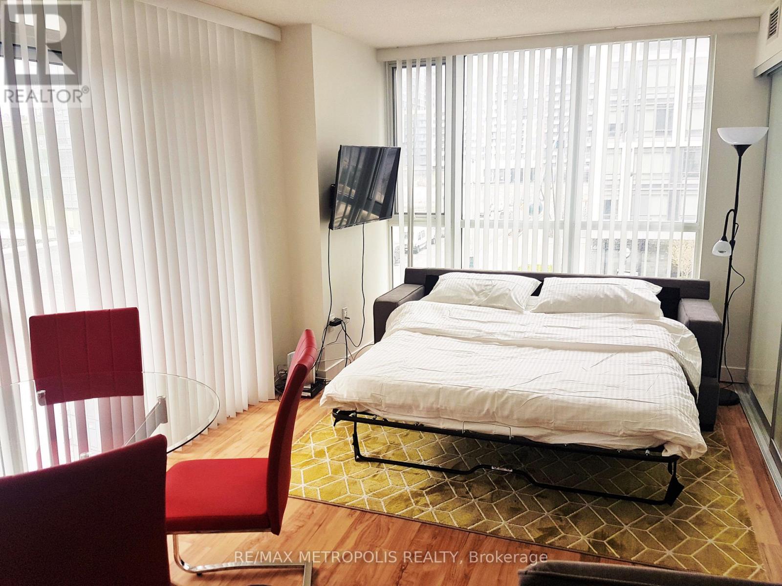 #307 85 QUEENS WHARF ROAD - 4