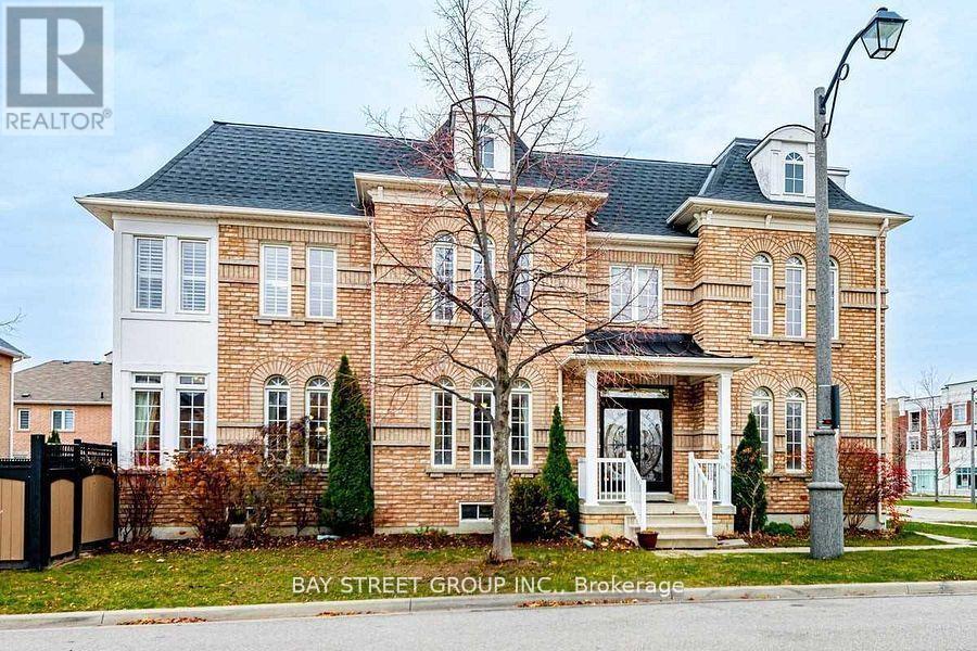 80 GEDDINGTON CRESCENT - 1