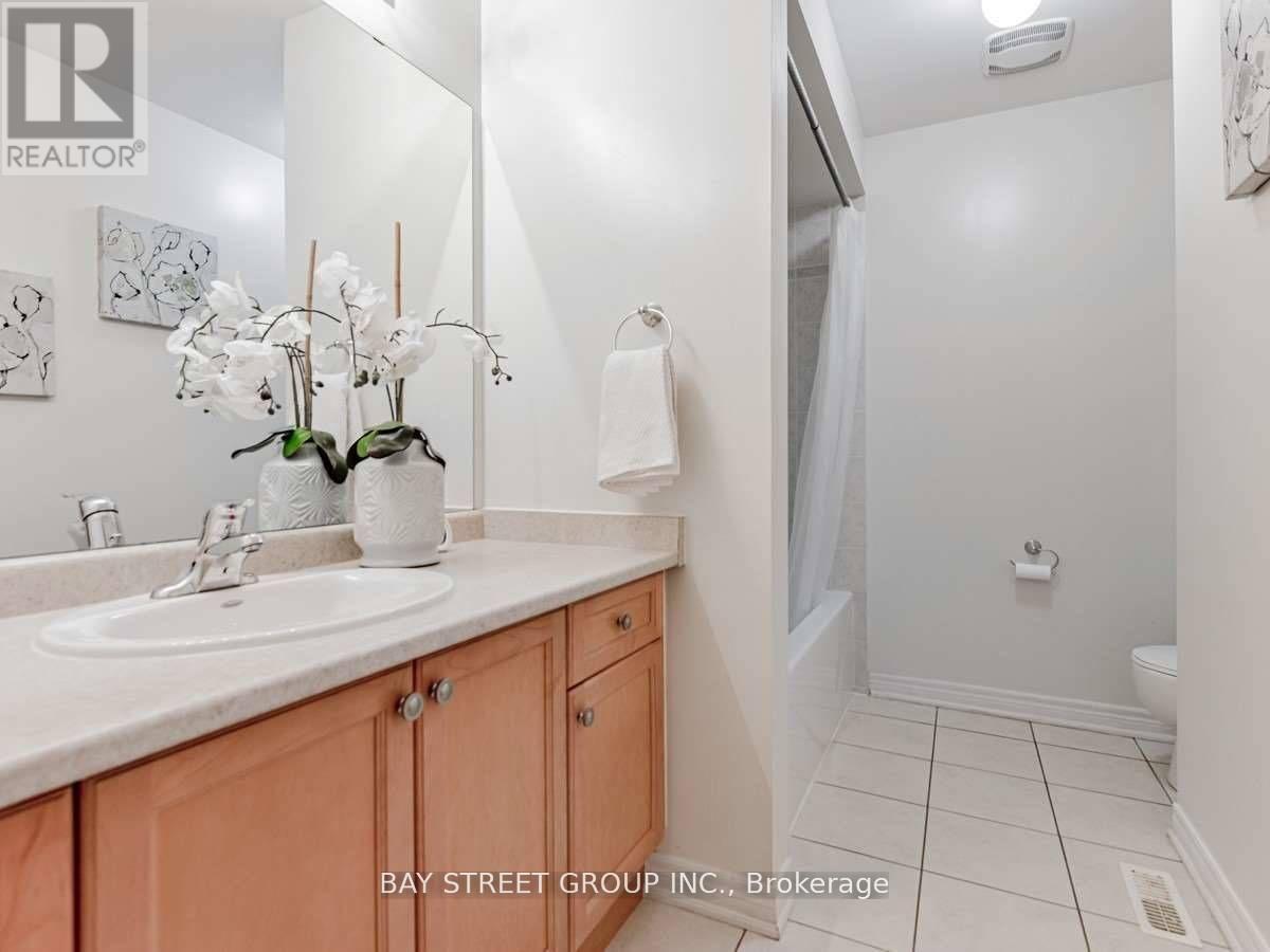 80 GEDDINGTON CRESCENT - 22
