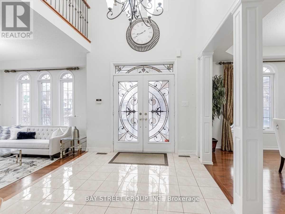 80 GEDDINGTON CRESCENT - 3
