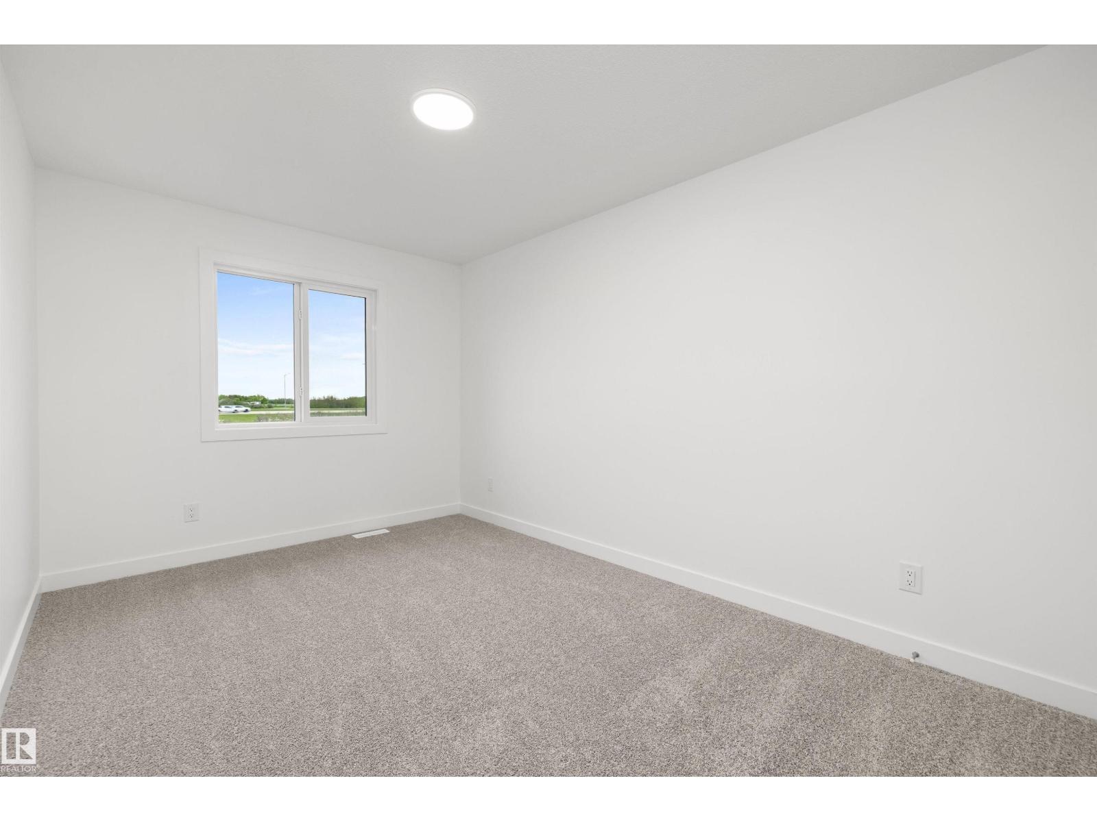 8520 183 AV NW - 26