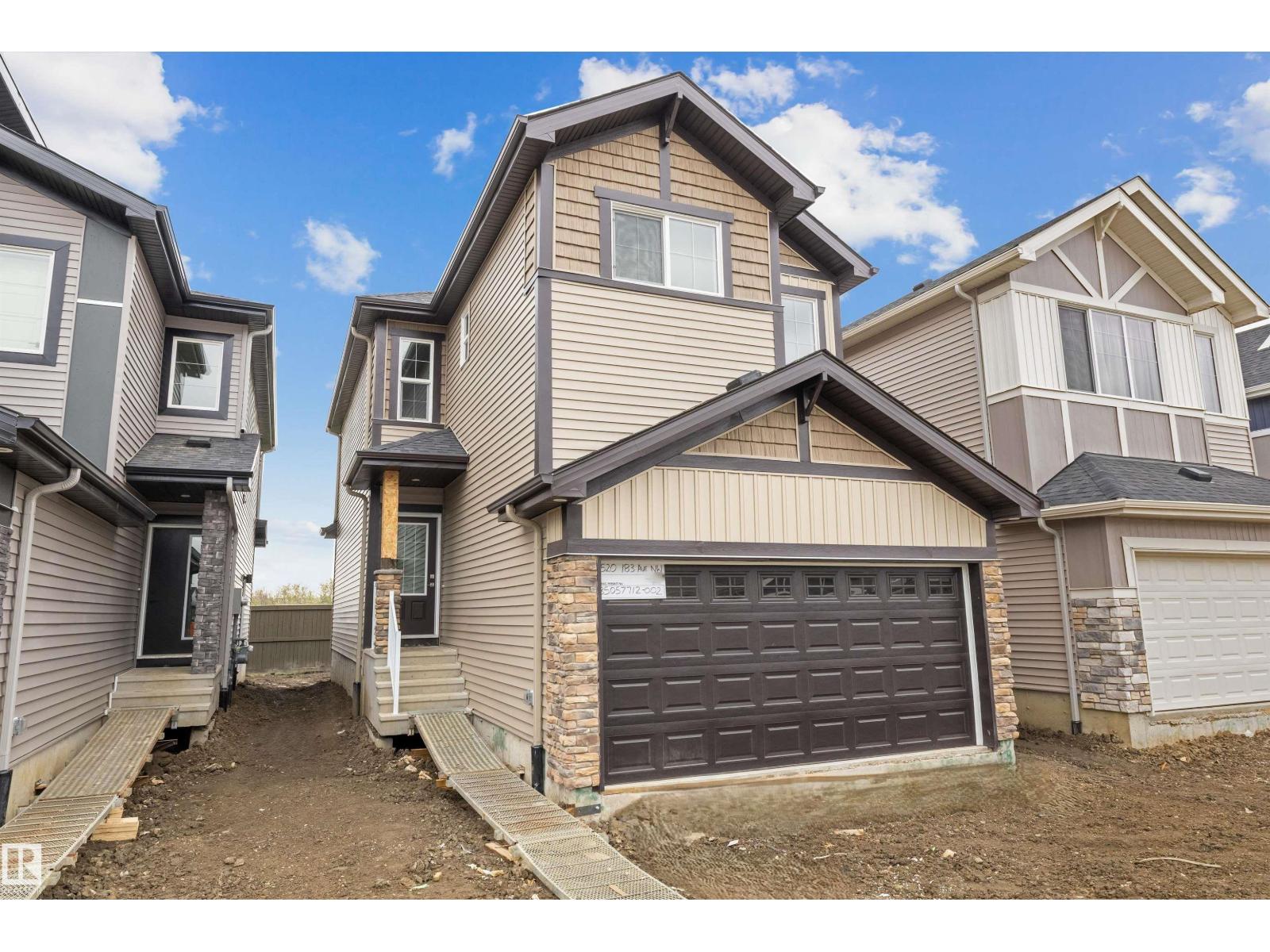 8520 183 AV NW - 2