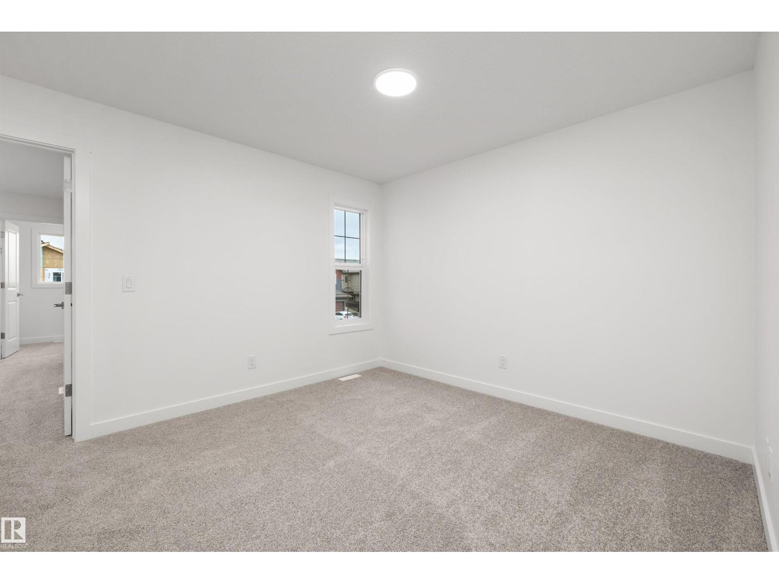 8520 183 AV NW - 23