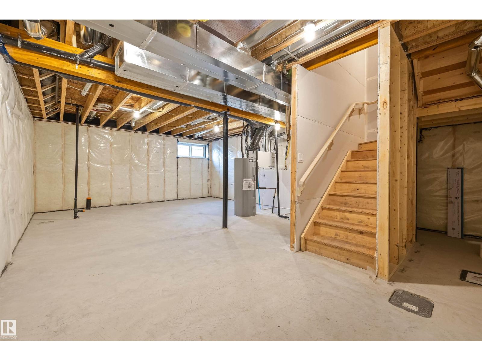 8520 183 AV NW - 41
