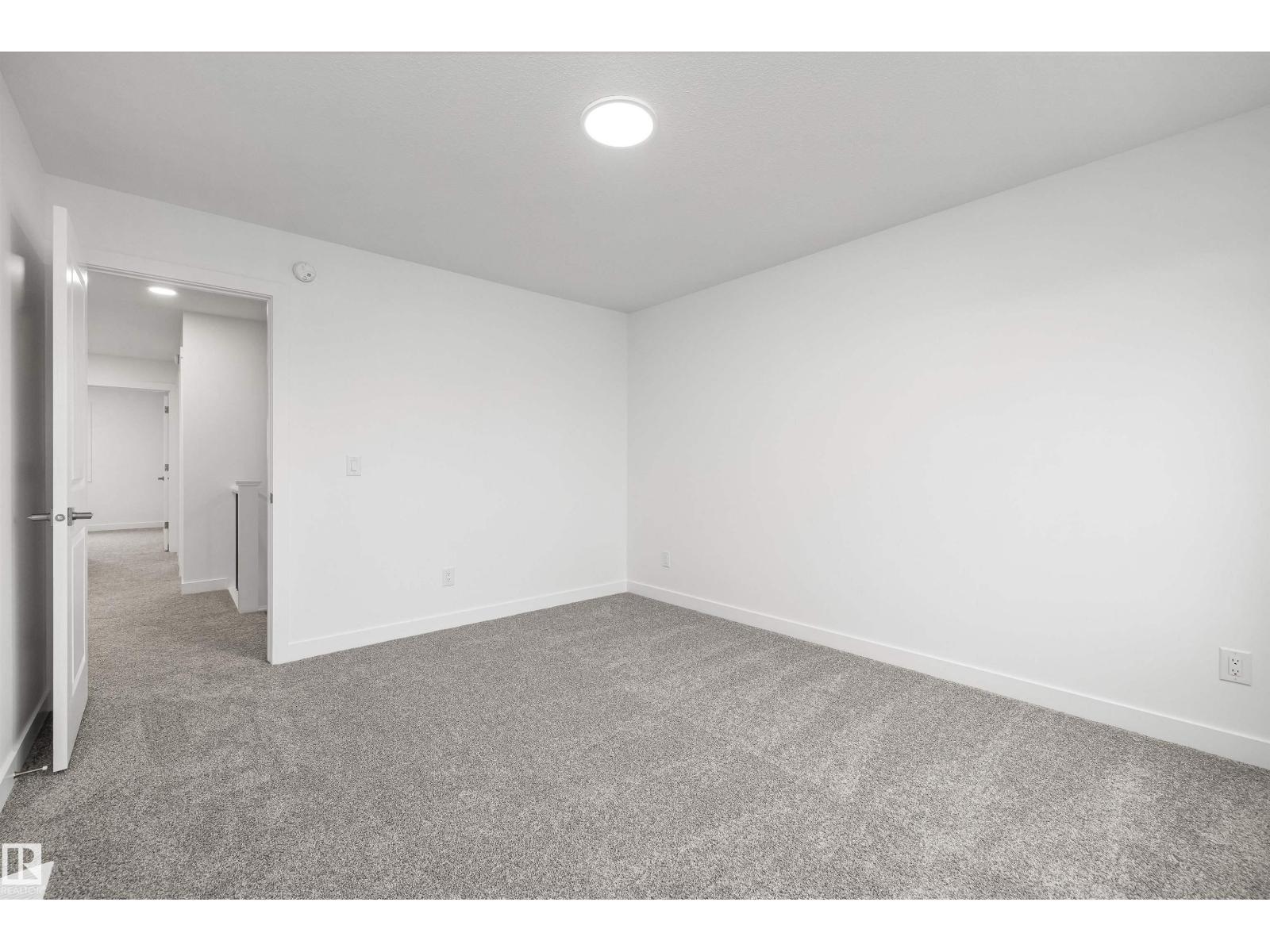 8520 183 AV NW - 36