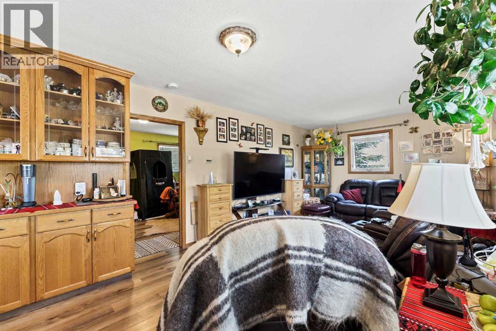 2, 6317 Township Road 114 — photo 8