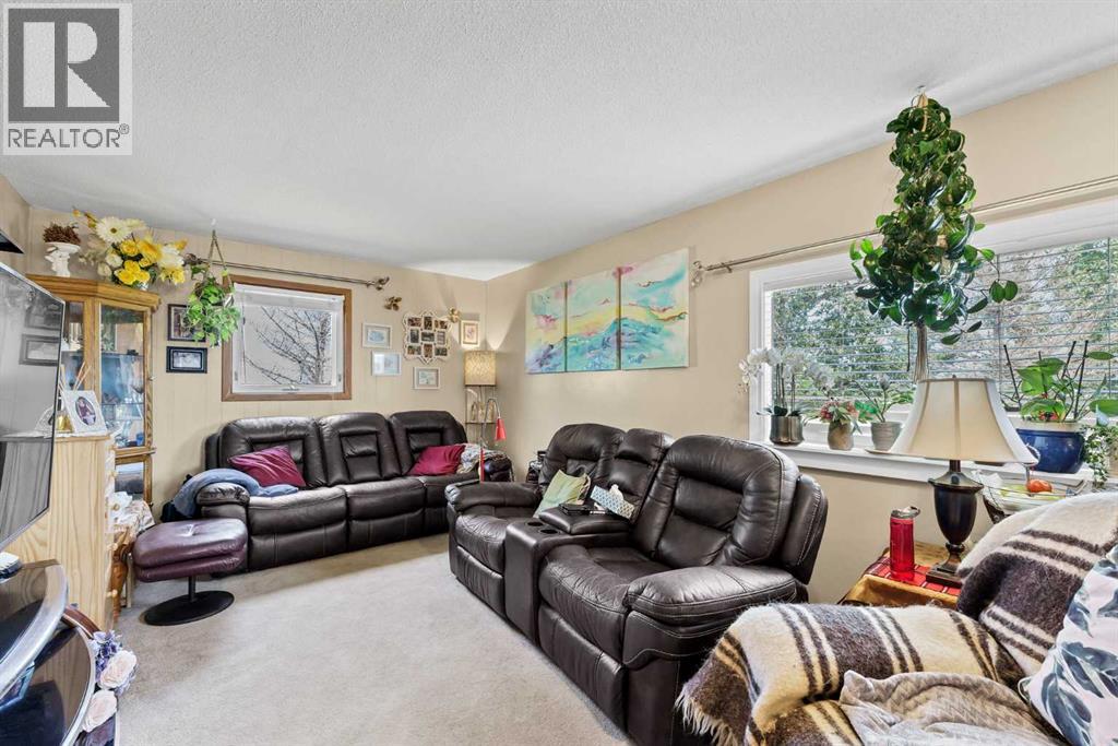2, 6317 Township Road 114 — photo 9