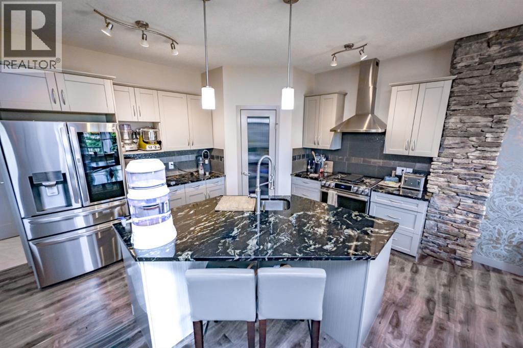6902 115B Street - 9