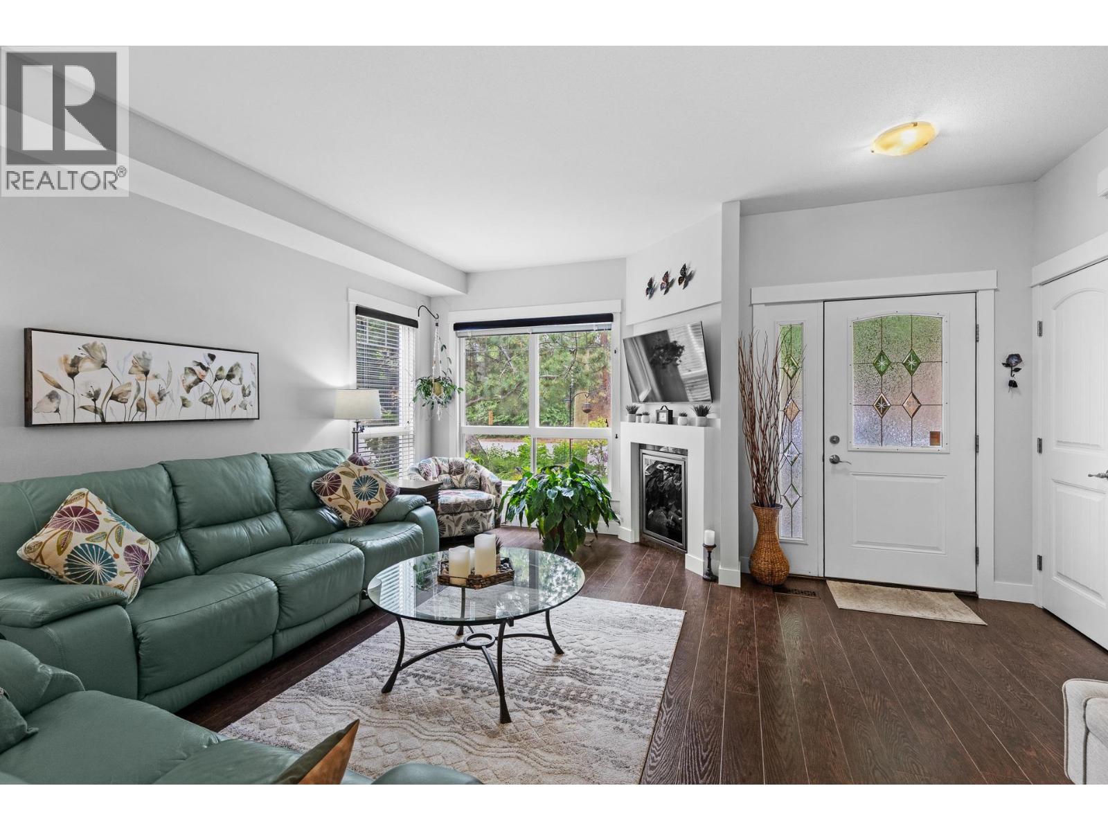 #5 3277 Broadview Road - Image 3