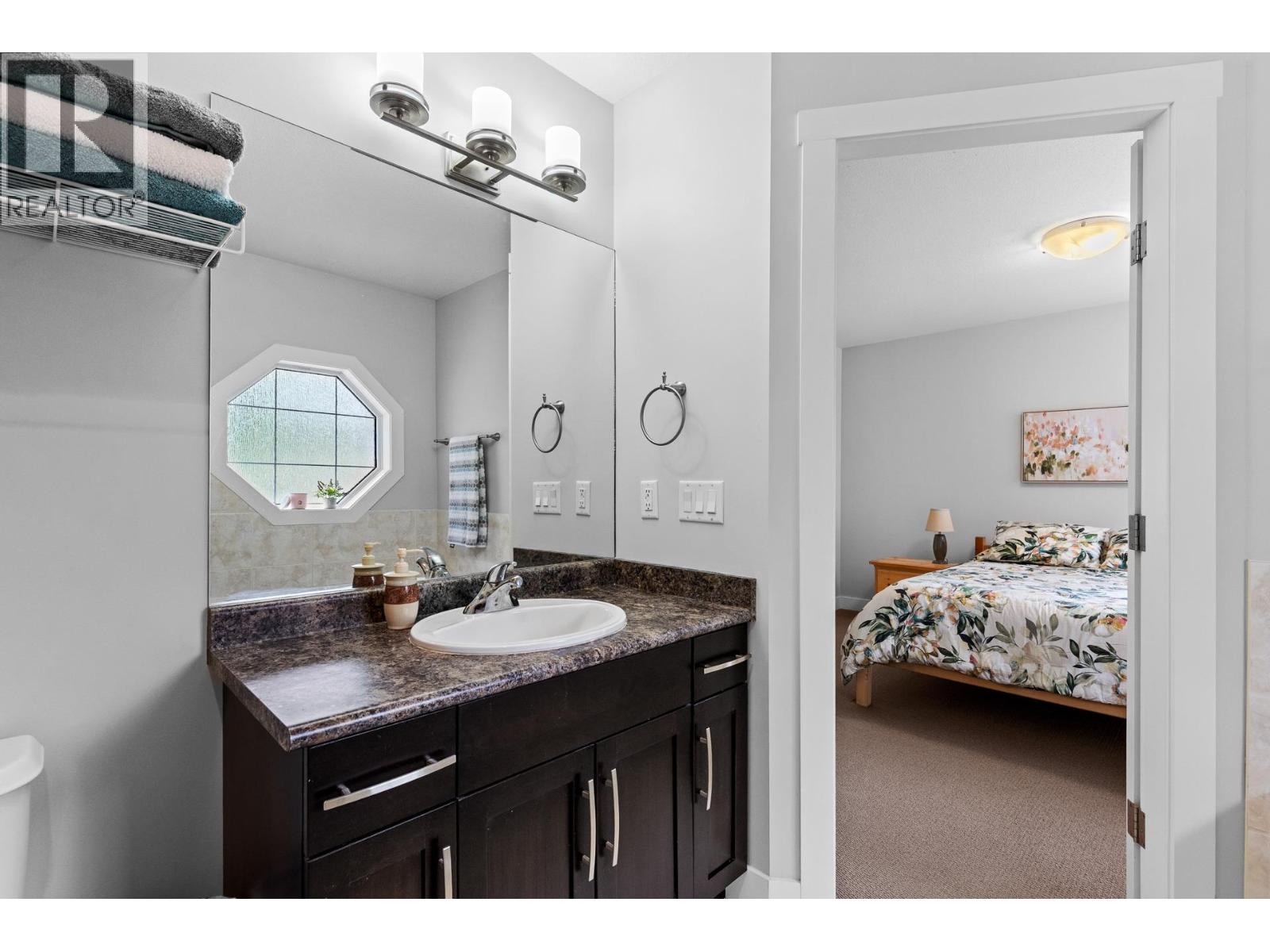 #5 3277 Broadview Road - 21
