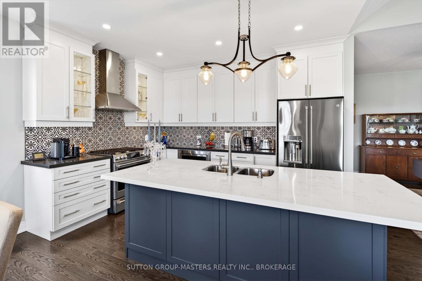 107 COUNTRY CLUB DRIVE - 20