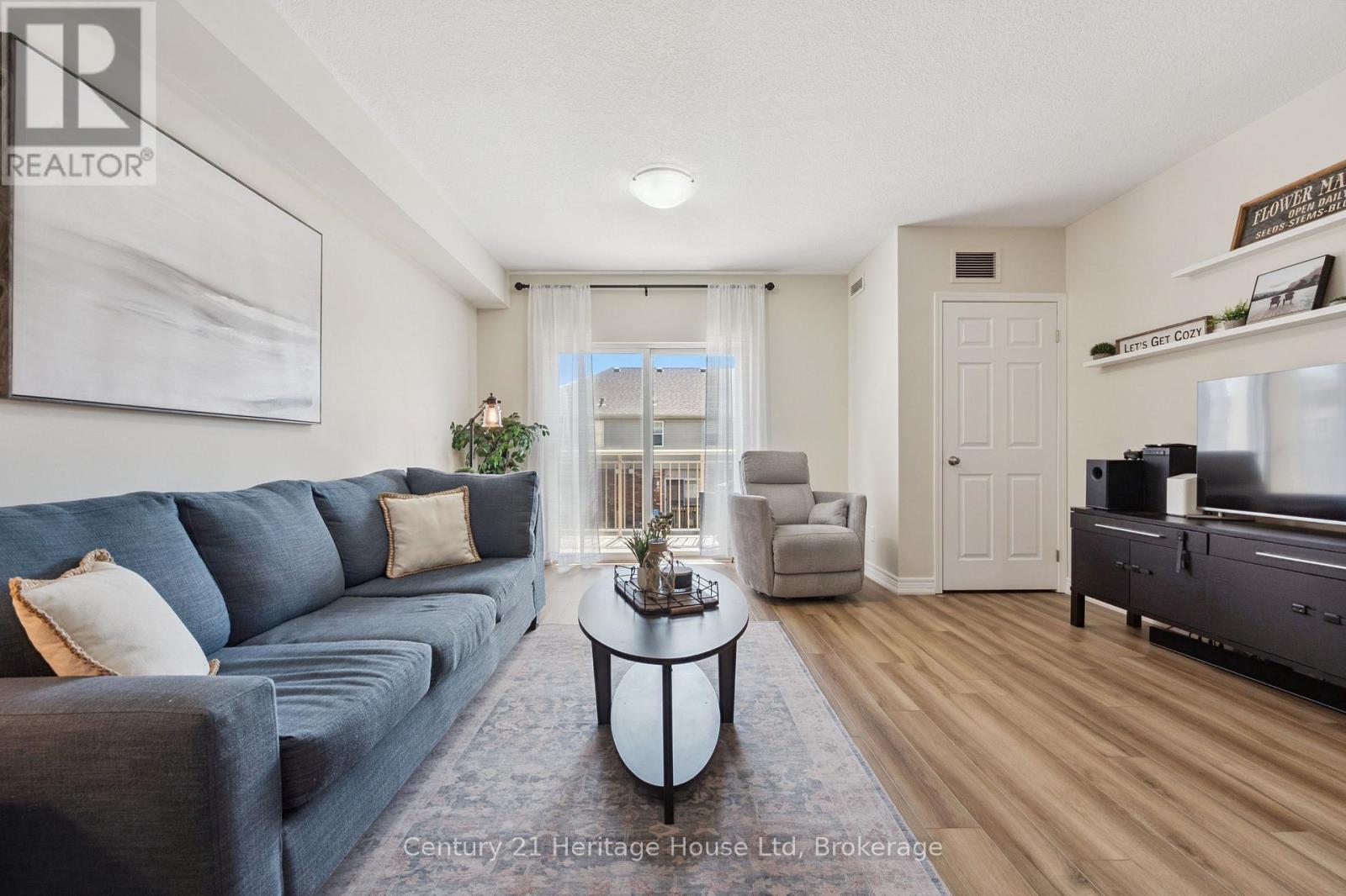 #207 901 PAISLEY ROAD - 14