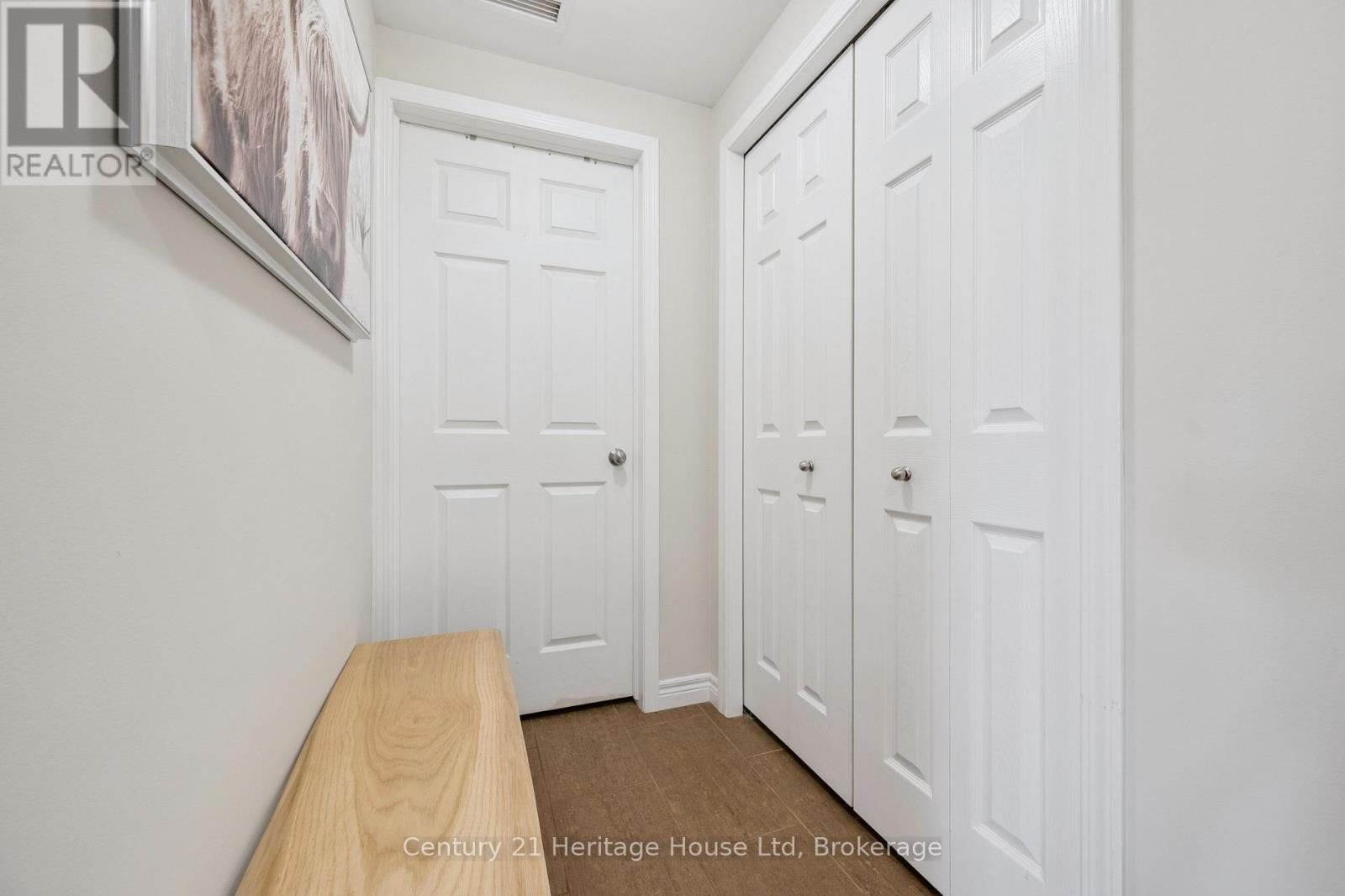 #207 901 PAISLEY ROAD - 29