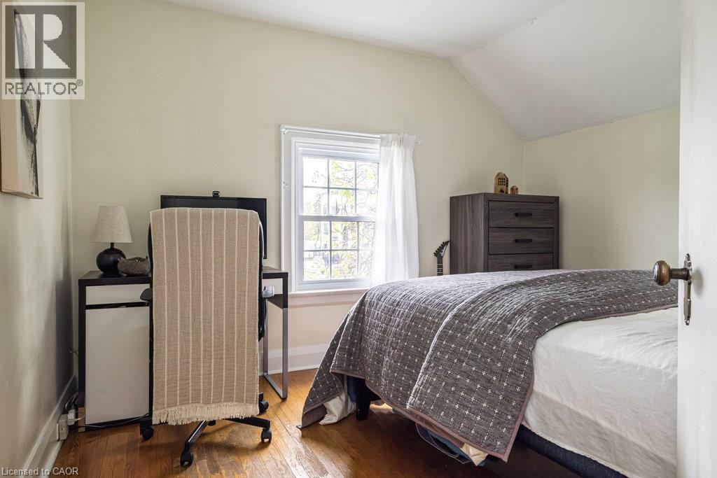 5170 KING Street - Image 32