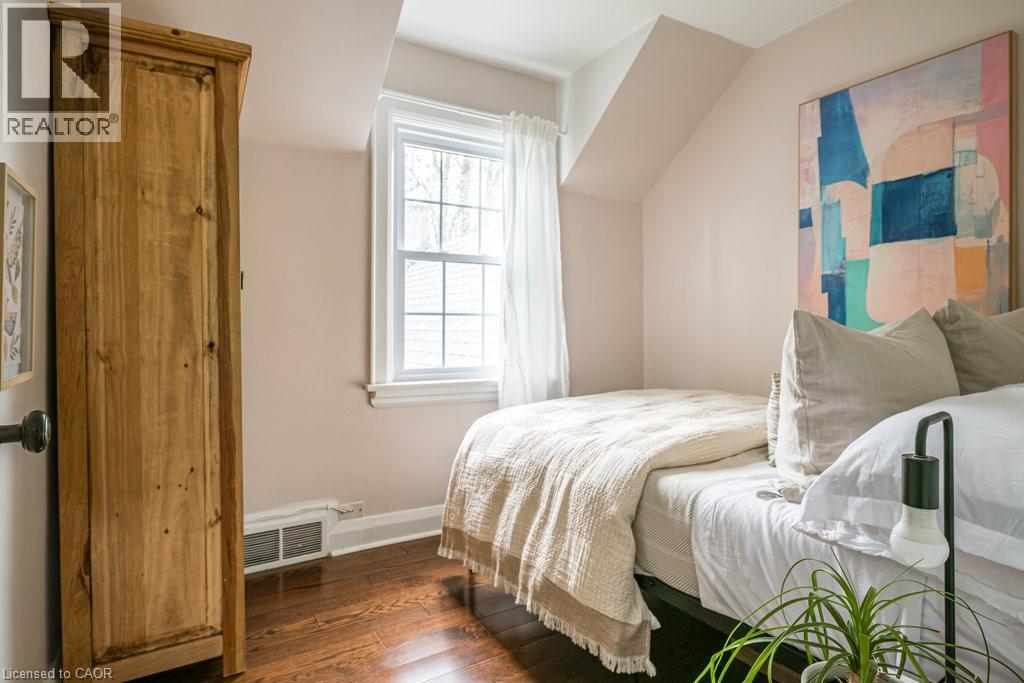 5170 KING Street - 34
