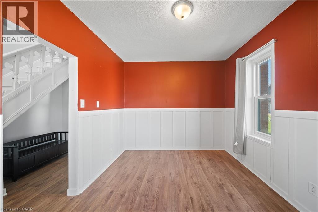 4-bedroom home for sale at 95 KING Street W, Hagersville ON · photo 27 of 50