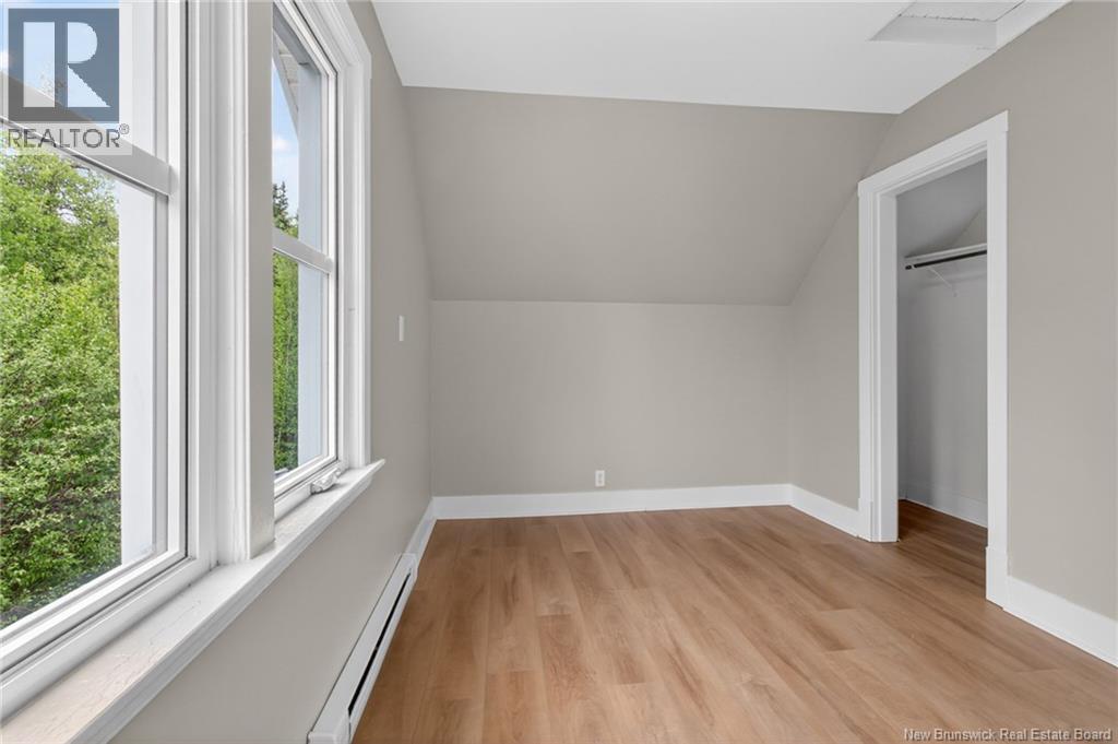 498 Gorge Road - 26