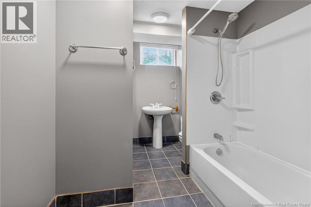 498 Gorge Road - 33