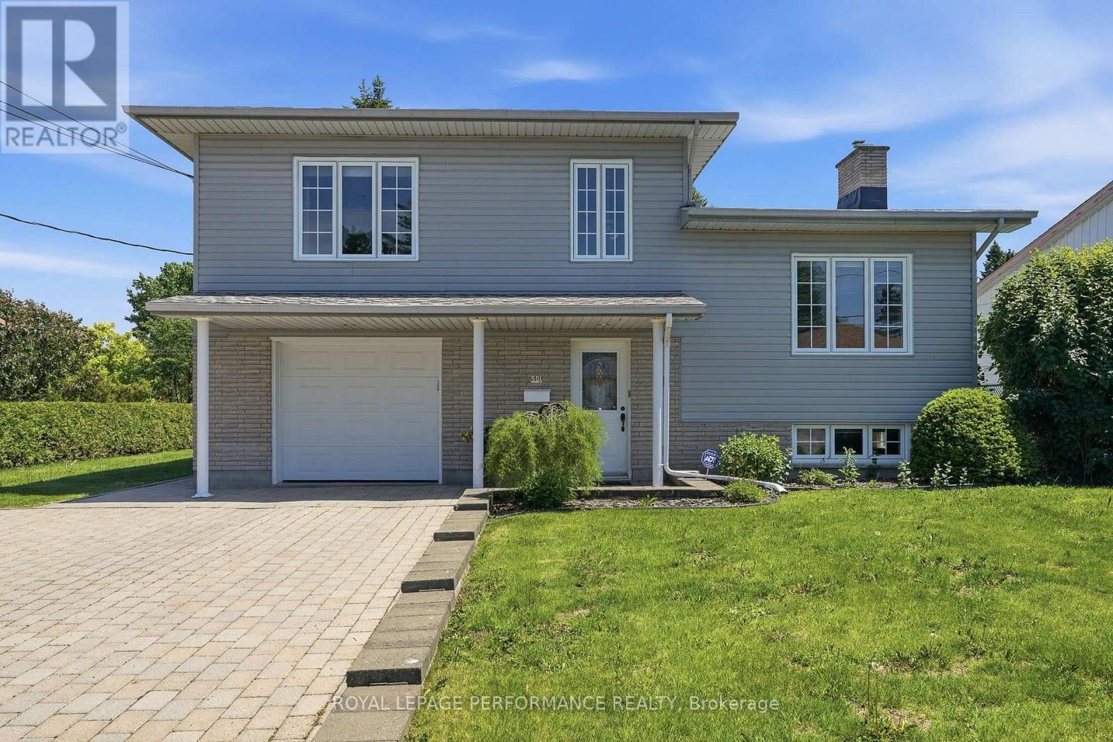 501 CHAMPLAIN STREET - 2