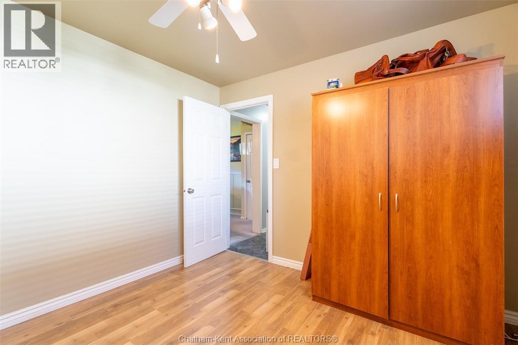 3 GOLDMERE DRIVE - 22