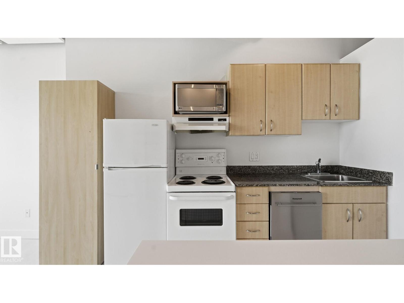 #1707 10024 JASPER AV NW - 4