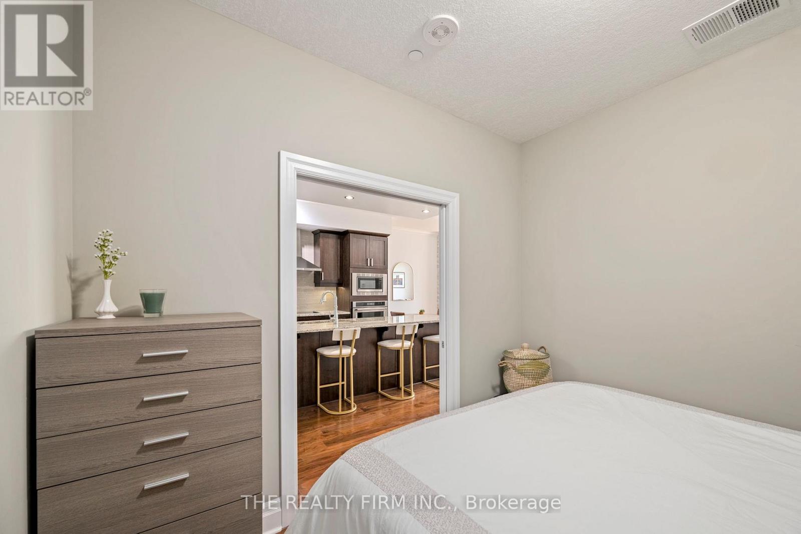 #1303 240 VILLAGEWALK BOULEVARD - 20