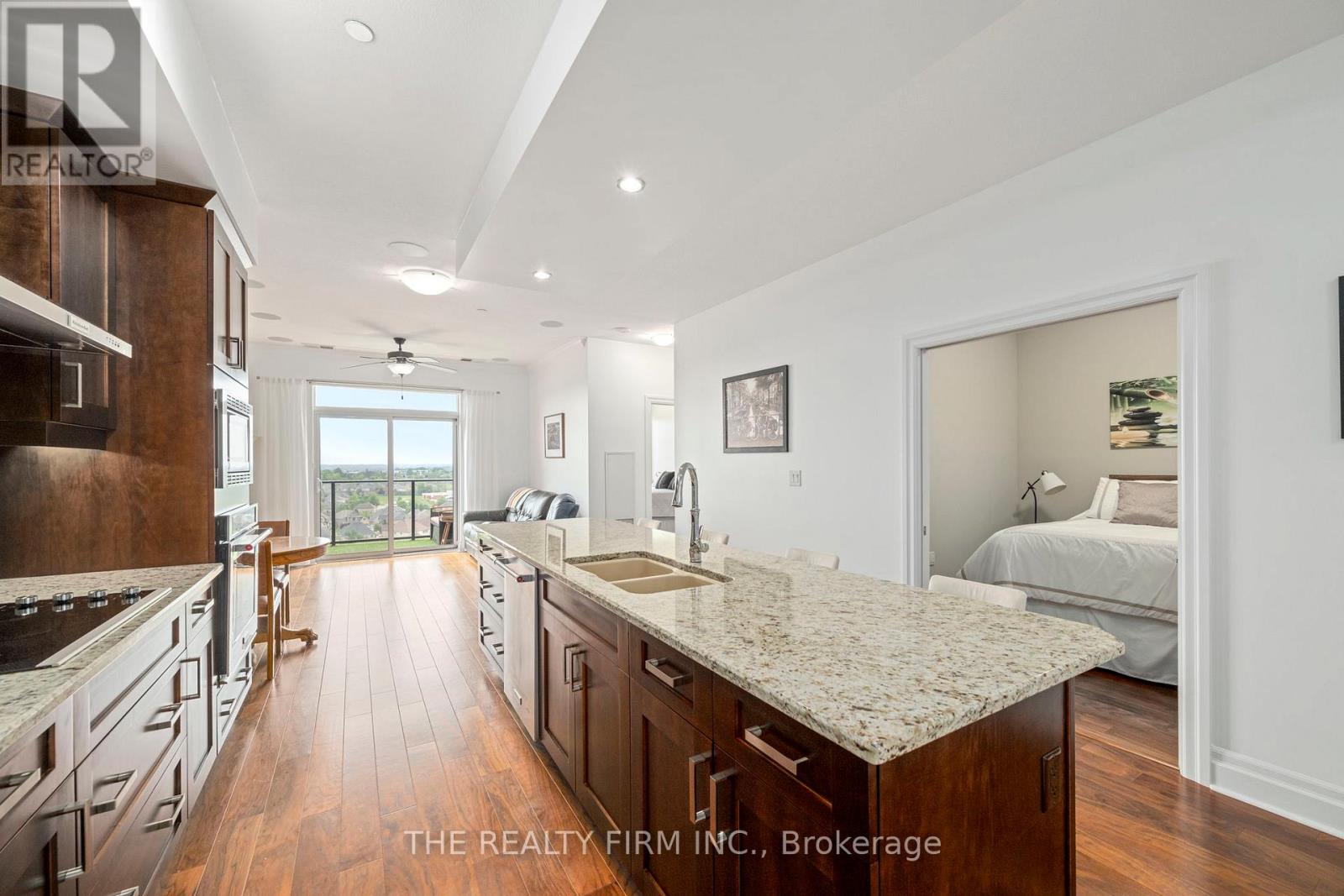 #1303 240 VILLAGEWALK BOULEVARD - 22
