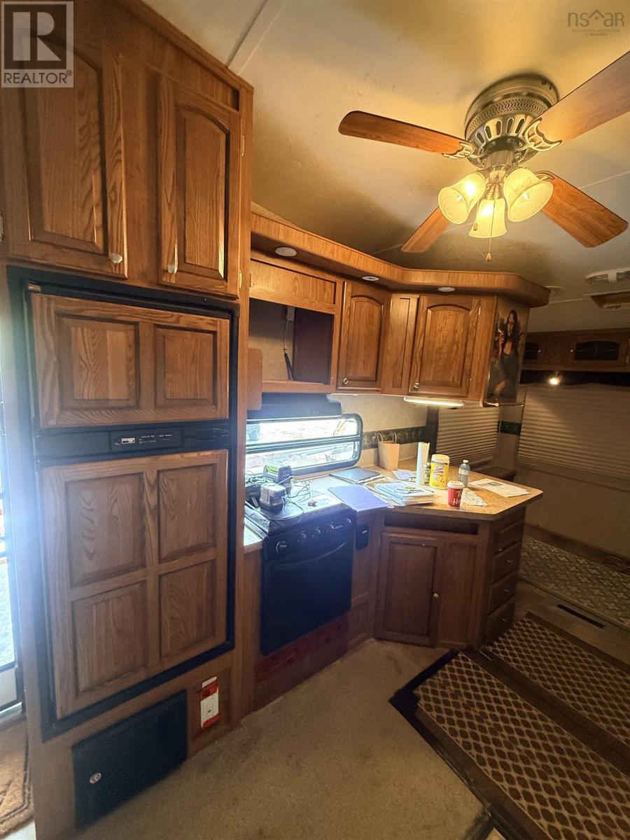 Property 19 of 32 of B1N3K7 897 Lingan Road