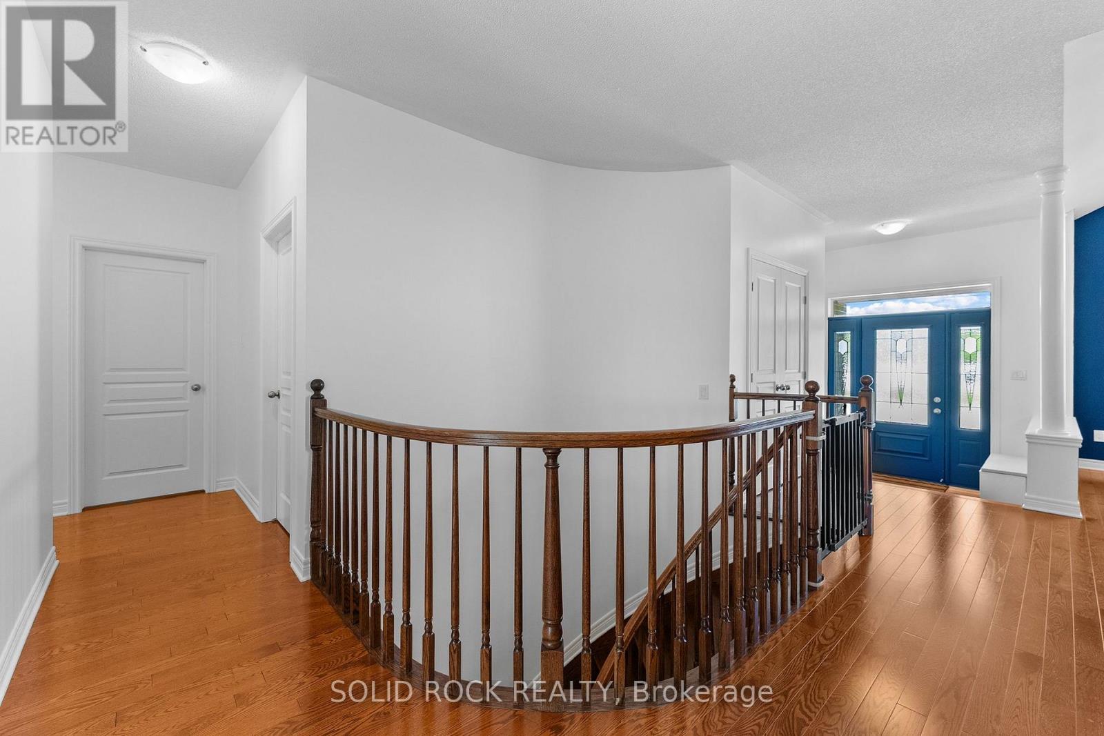 House for Rent in Ottawa – 37 DULMAGE CRESCENT, Ottawa – By Peter Sagos - Image 19