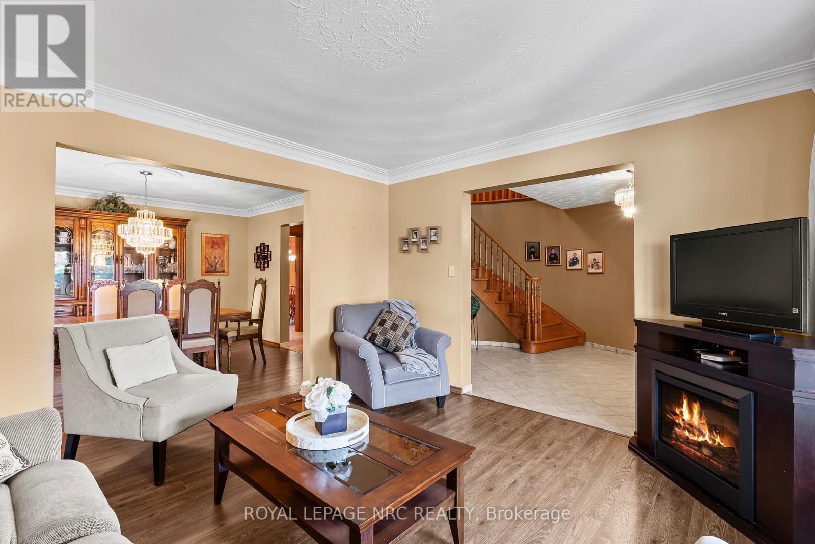 14 TUPPER DRIVE - 10